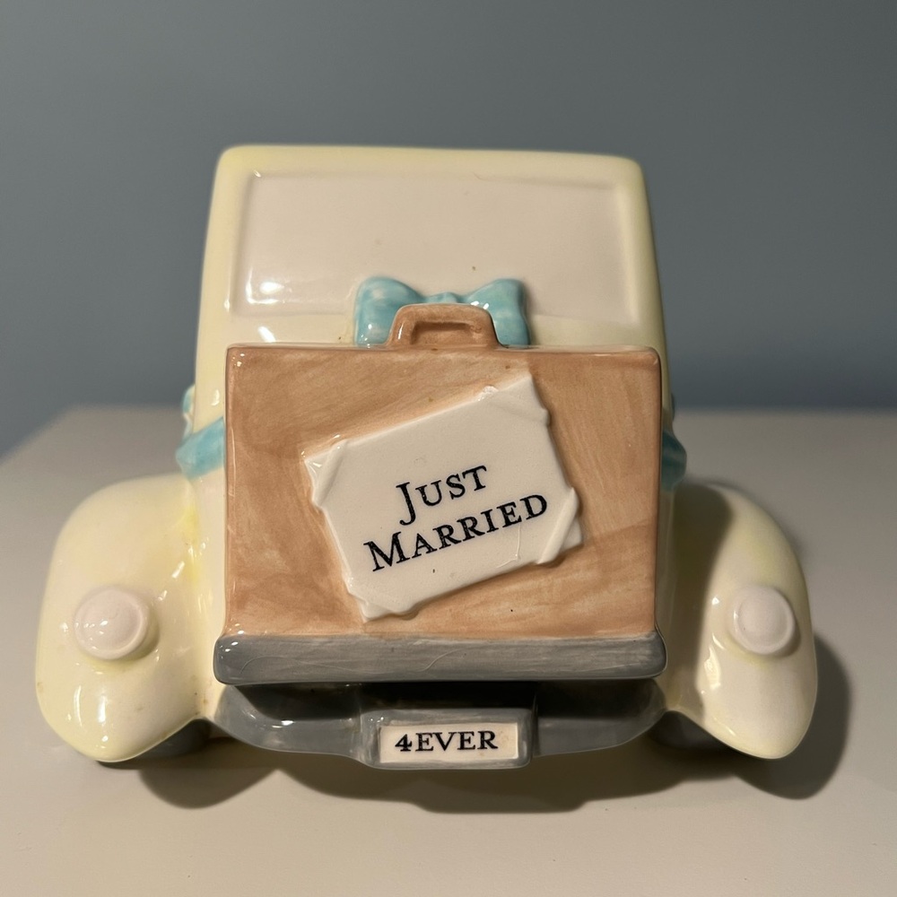 Mr and Mrs Ceramic Coin Piggy Bank - Picture 3 of 7